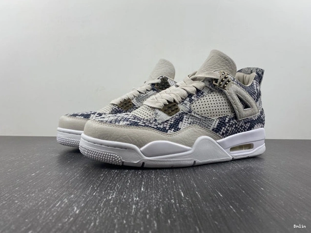 Bmlin Shoes WellDesigned 4 813191- 3934 Retro Jordan 1026